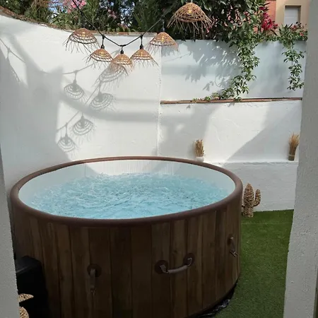 Escapade Tournefeuille, Jacuzzi, Balneo, Terrasse Tournefeuille