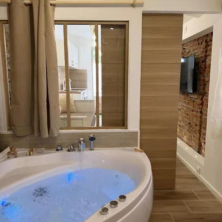 Escapade Tournefeuille, Jacuzzi, Balneo, Terrasse *